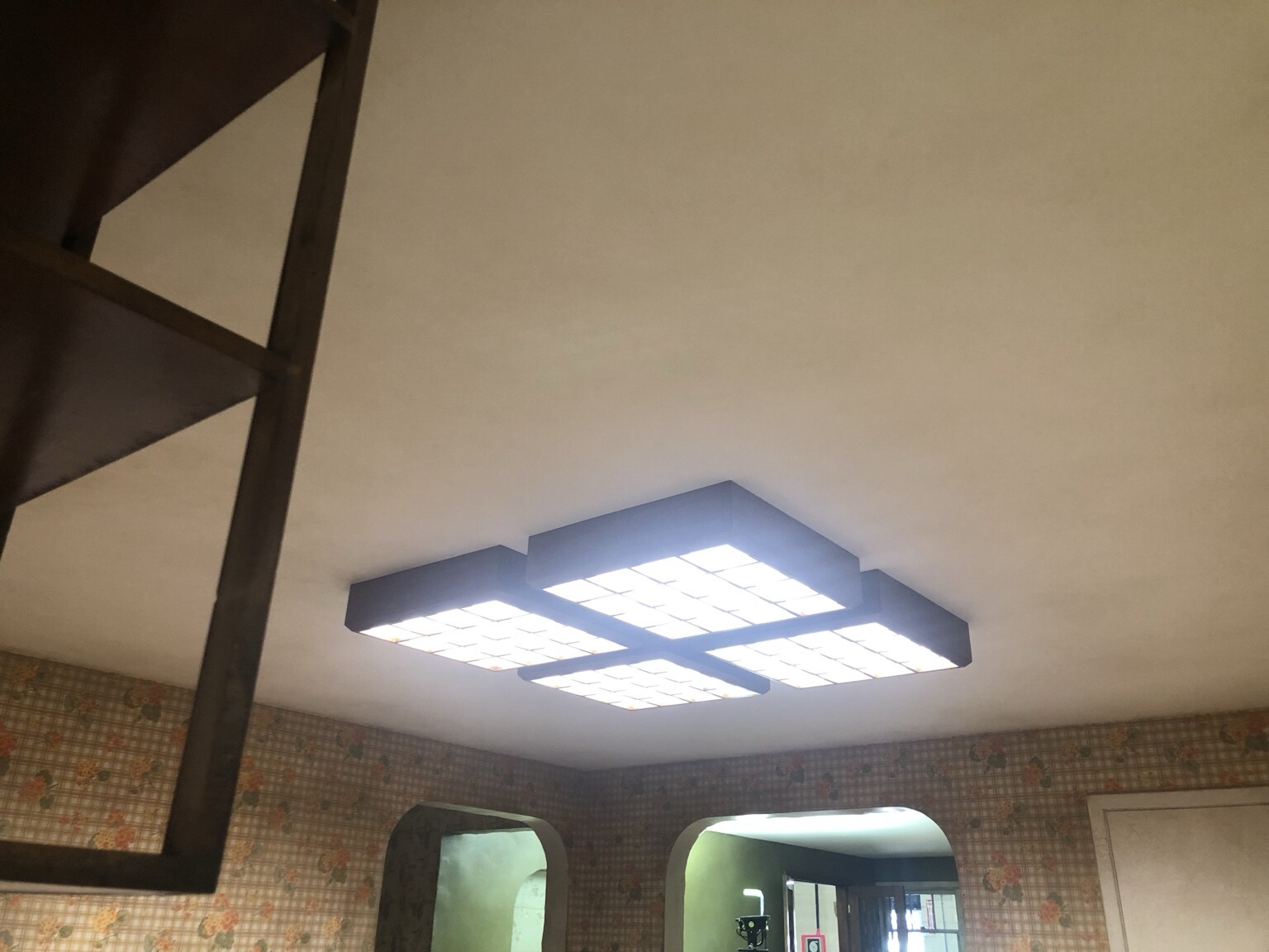 Ceiling light detail